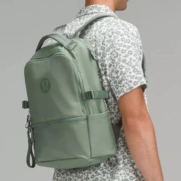 lululemon athletica Crew Backpack 22L Men\'s Backpack Unisex main image 5